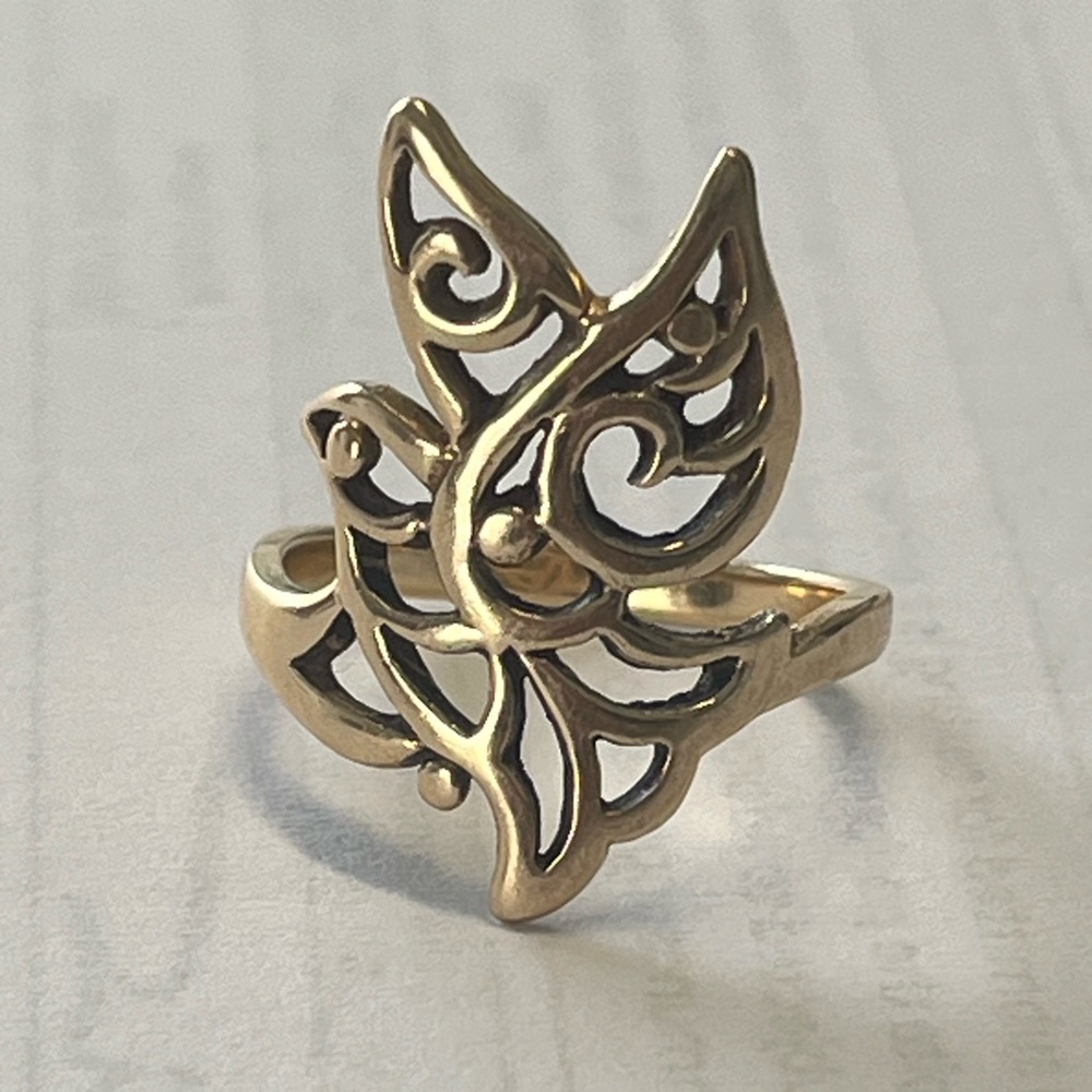 James Avery Retired 14K Yellow Gold Openwork Bird in Flight Dove cocktail ring